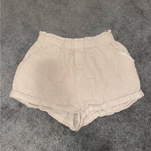 Comfy shorts tan